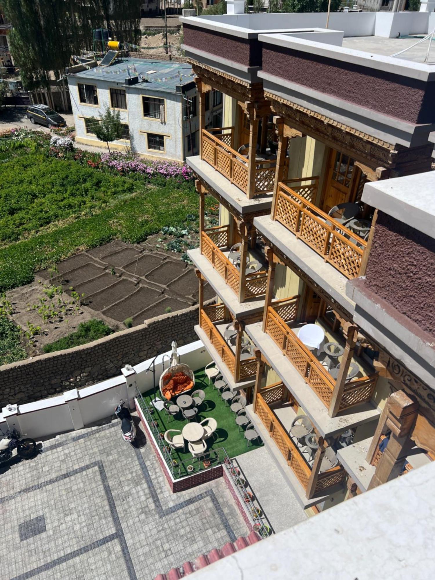 The Nangsay Hotel Leh Luaran gambar